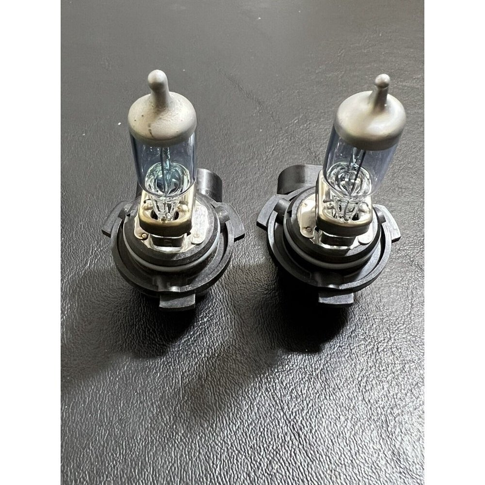 Lot Of 4 Sylvania 9006ST.BP Fog Light Bulbs Silverstar - Picture 4 of 10